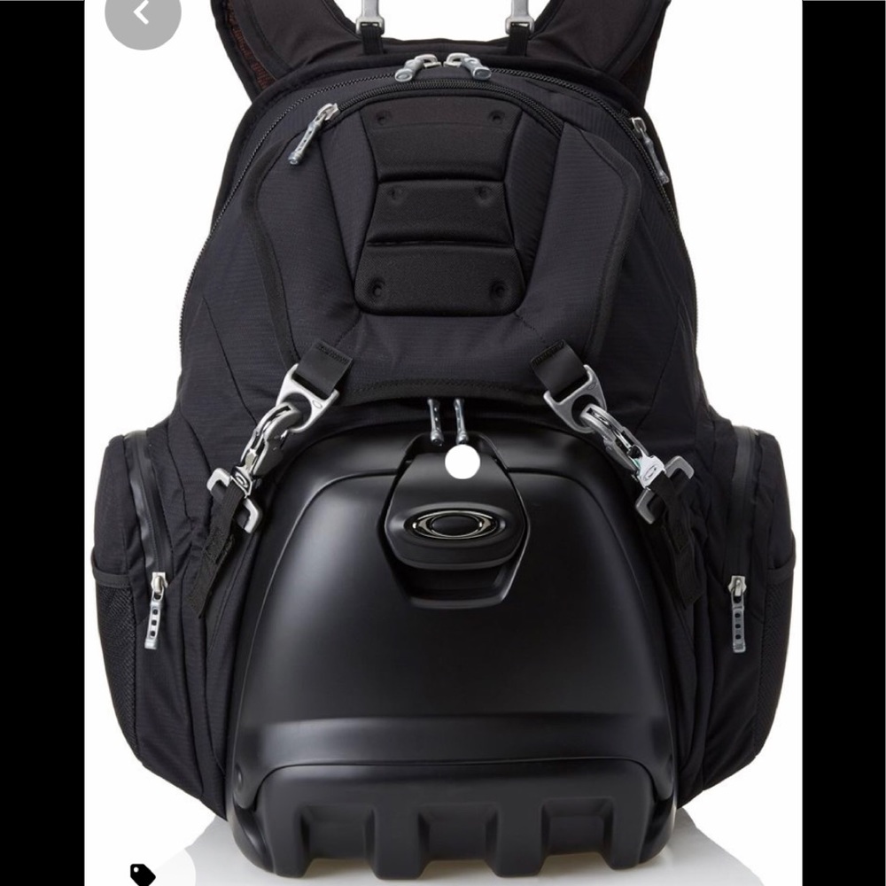 Oakley backpack (ISO)